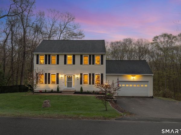 35 Lebanon Hill, Woodstock, CT 06281
