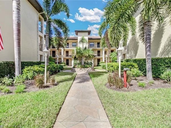 221 Fox Glen DR , Unit 2207, NAPLES, FL 34104