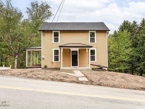 587 Upper Middletown Road, Smock, PA 15480