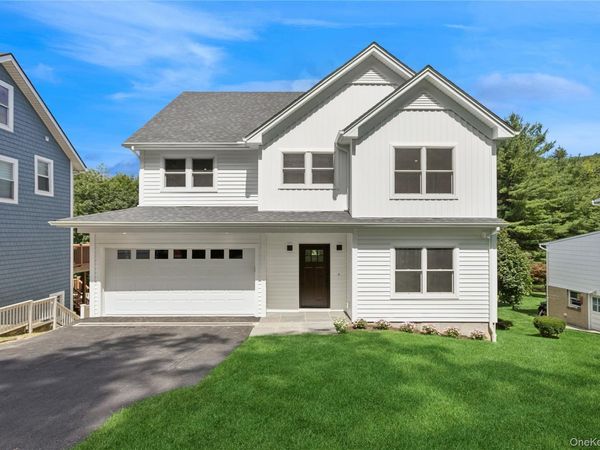 302 Washington Avenue, Pleasantville, NY 10570