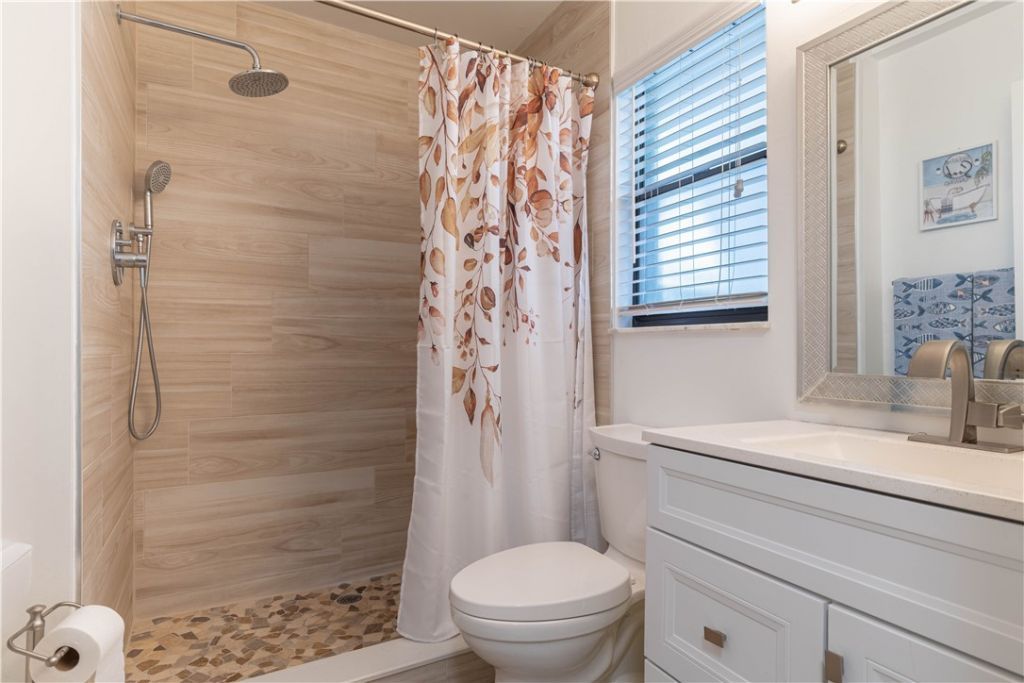 1172 Breezy Way, Unit 5D, Sebastian, FL 32958 Photo