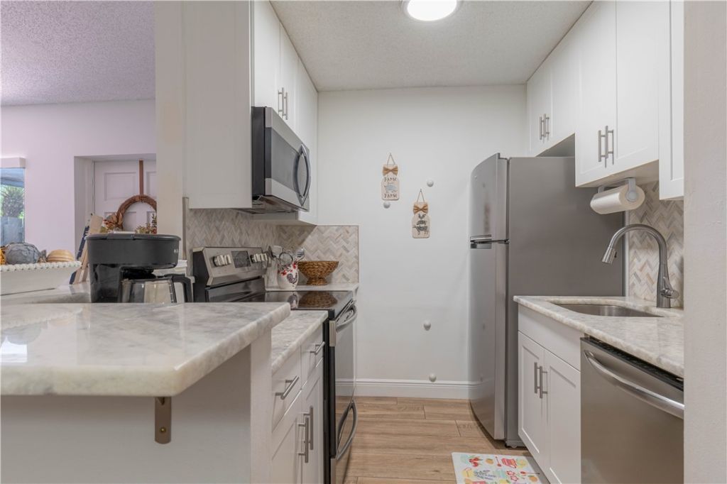 1172 Breezy Way, Unit 5D, Sebastian, FL 32958 Photo