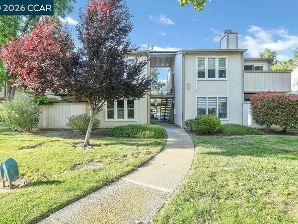 375 Camelback Rd, Unit #3, Pleasant Hill, CA 94523