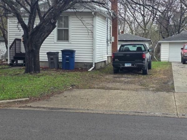 307 15th Street N, Moorhead, MN 56560