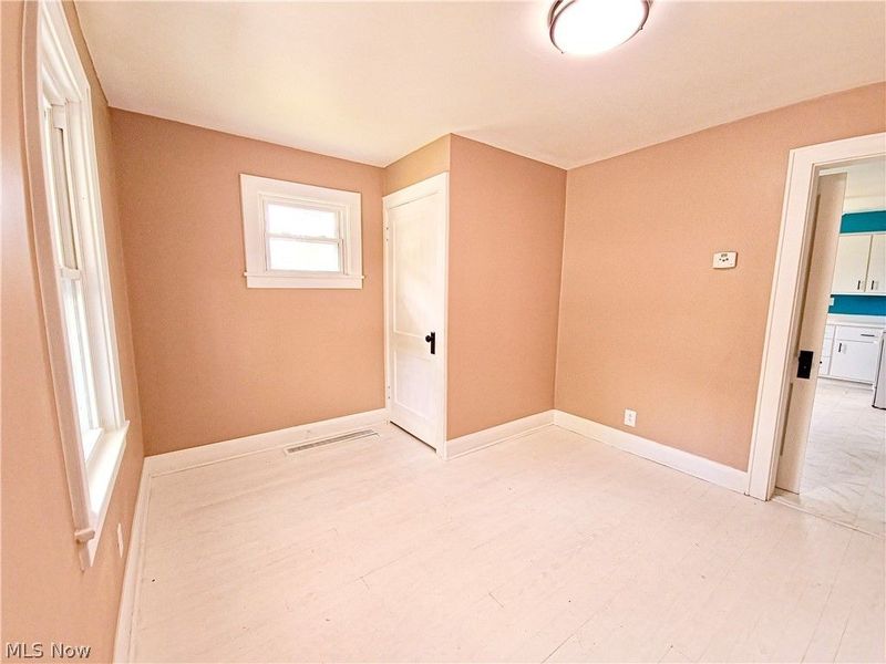 664 Tenney Avenue, Campbell, OH 44405 Photo 14
