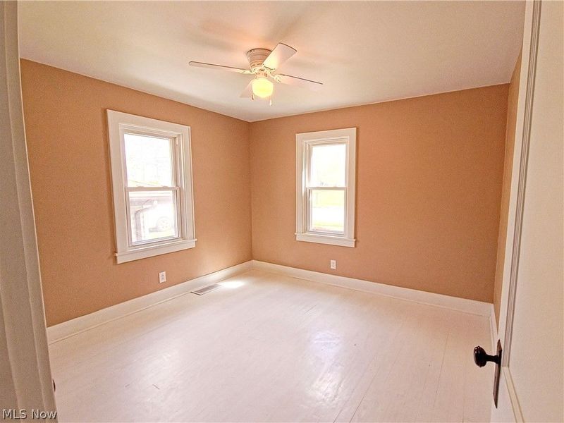 664 Tenney Avenue, Campbell, OH 44405 Photo 17