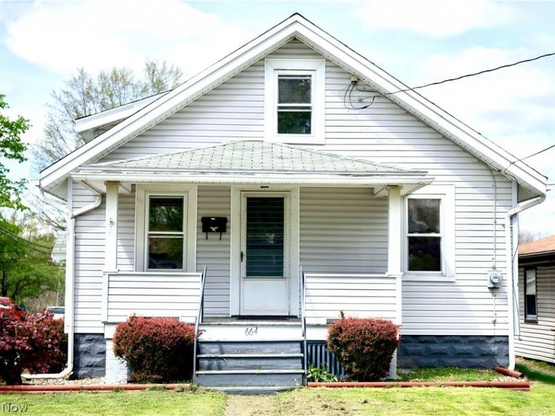 664 Tenney Avenue, Campbell, OH 44405 Photo 2