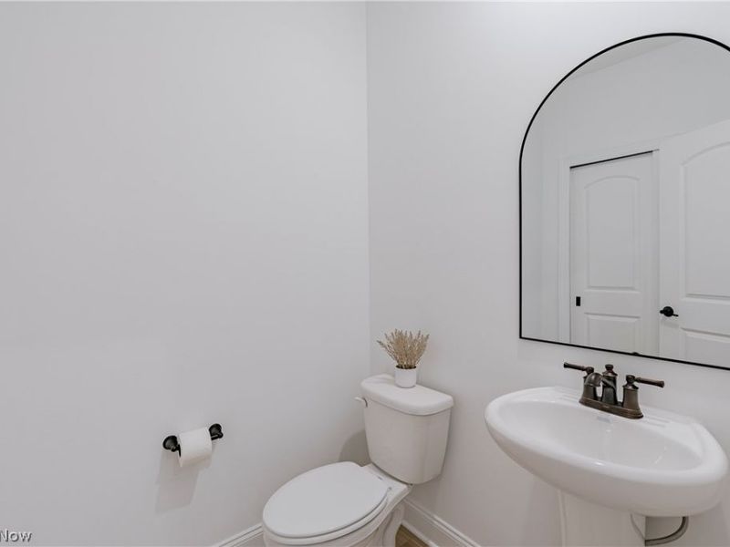 7796 Clydesdale Drive, Mentor, OH 44060 Photo 18