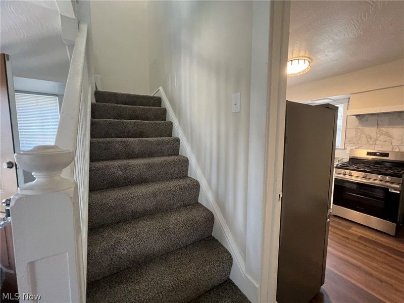 1395 Goodyear Boulevard, Akron, OH 44305 Photo 14