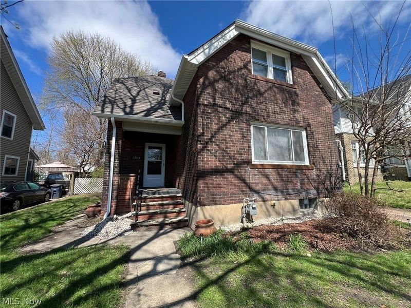 1395 Goodyear Boulevard, Akron, OH 44305 Photo 2