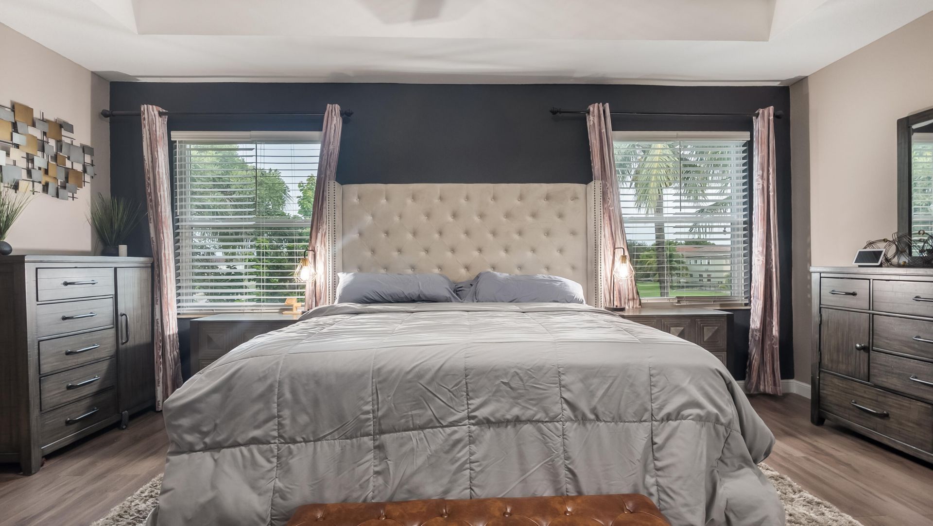556 Cresta Circle, West Palm Beach, FL 33413 Photo