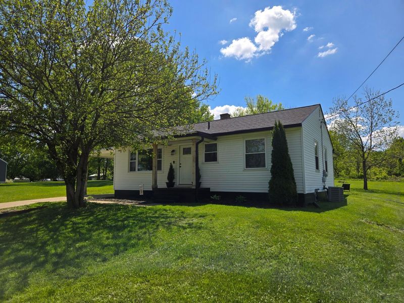 1105 Coonpath Road NW, Lancaster, OH 43130 Photo 8