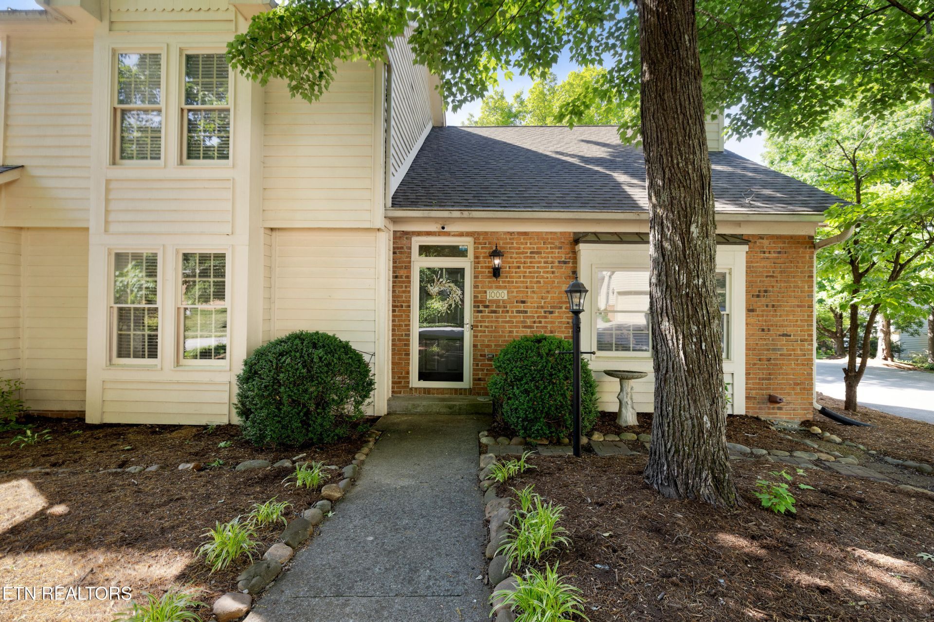 1000 Harrogate Drive, Knoxville, TN 37923 Main Photo