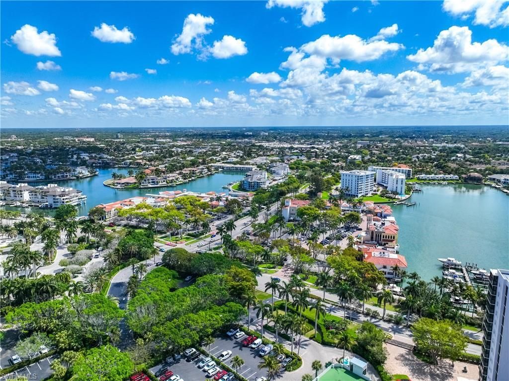 4041 Gulf Shore Blvd N, Unit 1007, Naples, FL 34103 Photo