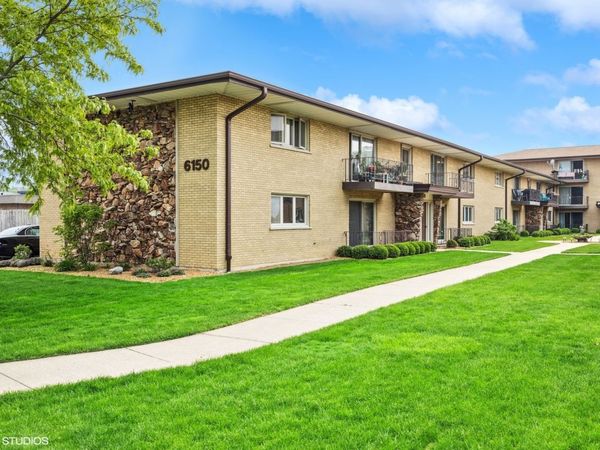 6150 S Kensington Avenue , Unit 102, Countryside, IL 60525
