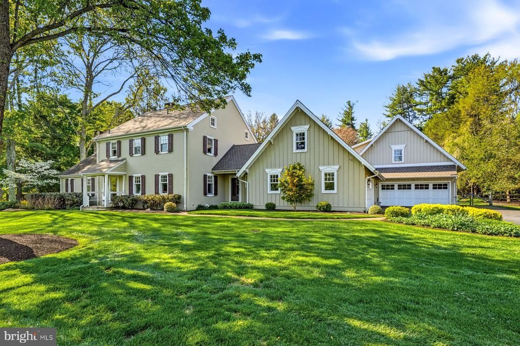1295 ARGYLE ROAD , BERWYN, PA 19312
