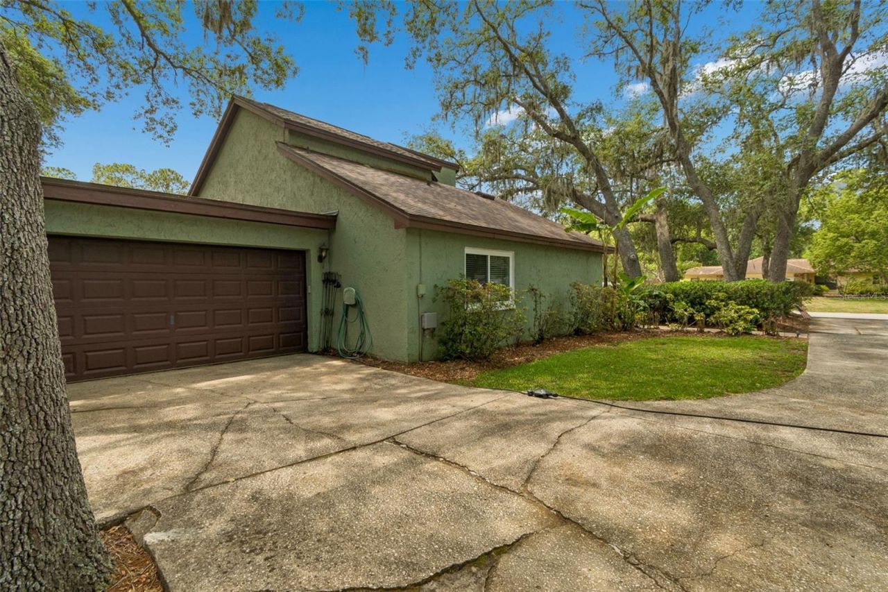 2525 Victarra Circle , Lutz, FL 33559 Photo