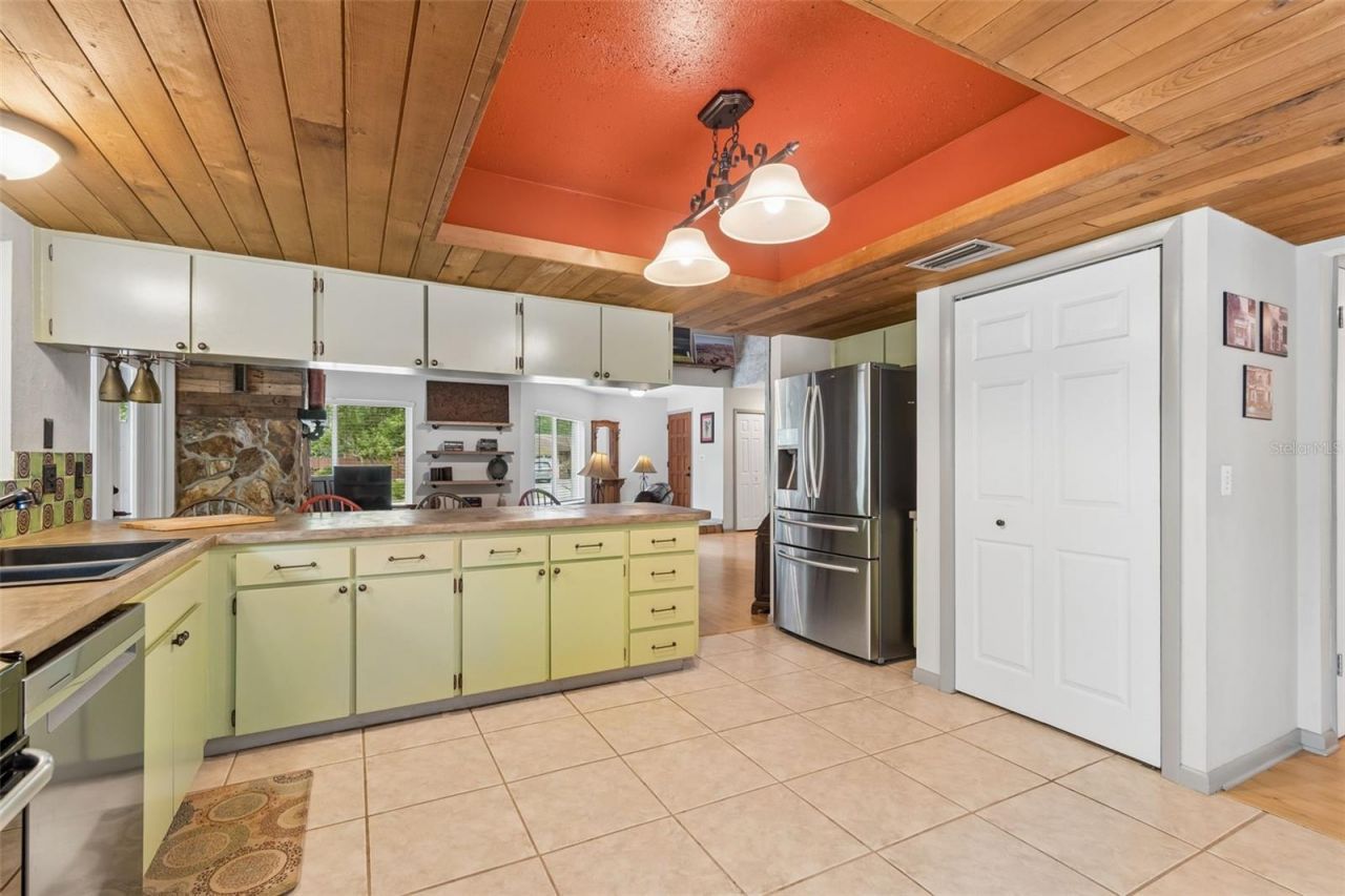 2525 Victarra Circle , Lutz, FL 33559 Photo