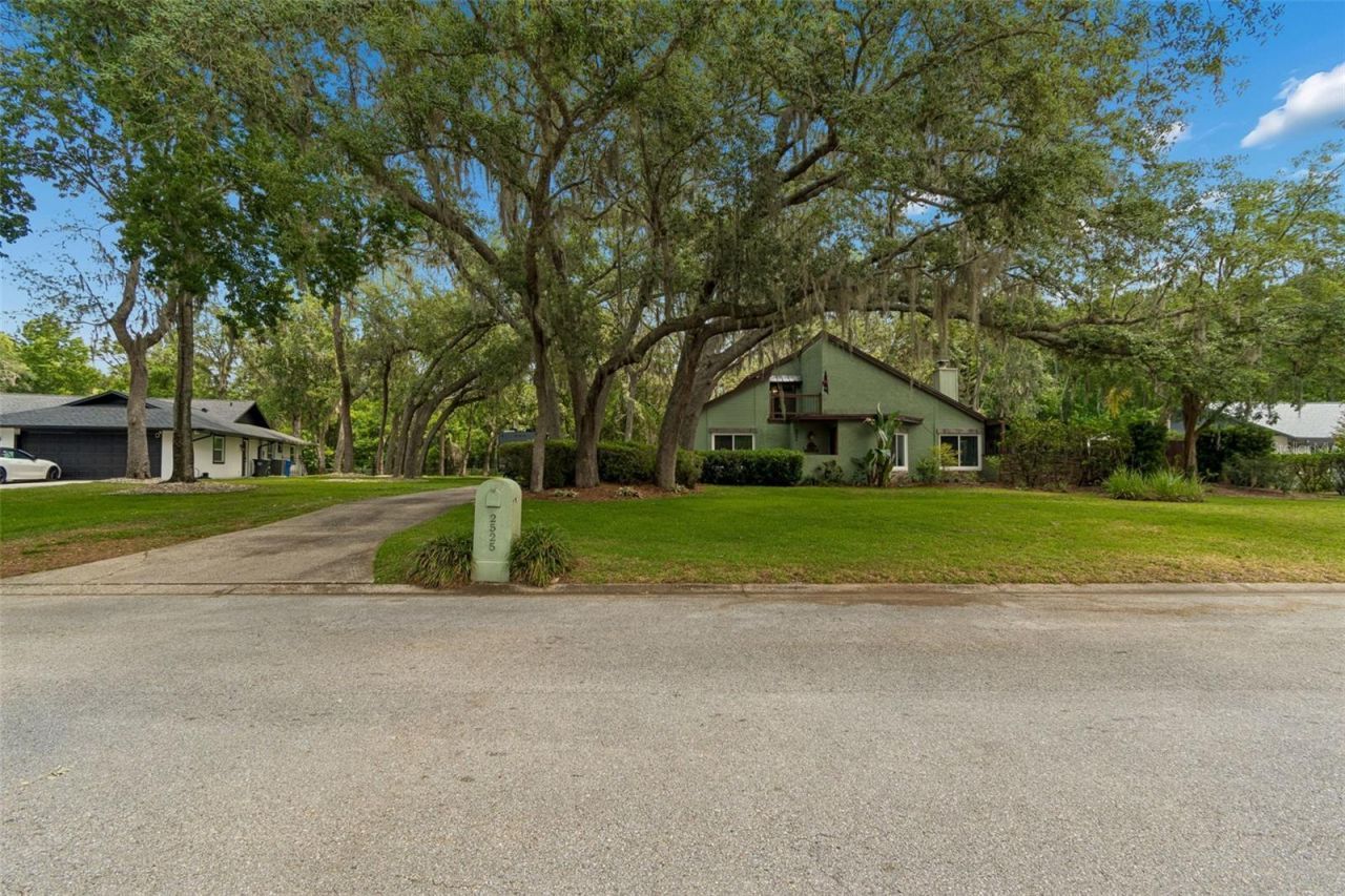 2525 Victarra Circle , Lutz, FL 33559 Photo