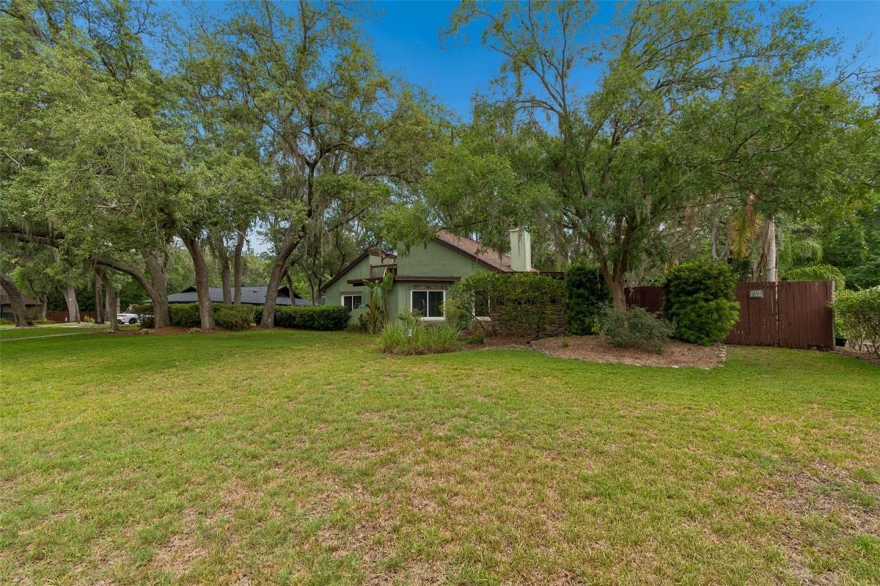 2525 Victarra Circle , Lutz, FL 33559 Photo