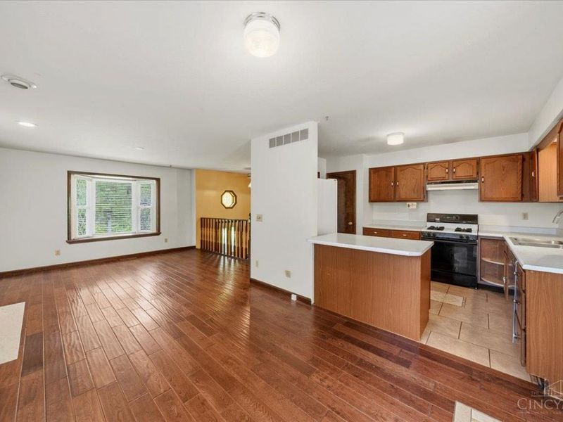 4770 Dent Road, Cincinnati, OH 45248 Photo 4