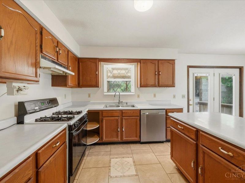 4770 Dent Road, Cincinnati, OH 45248 Photo 9
