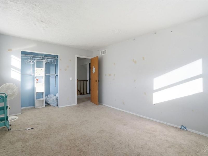 4357 Hubble Road, Green Township, OH 45247 Photo 12