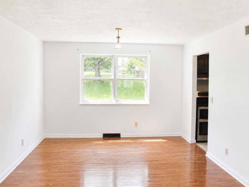 4357 Hubble Road, Green Township, OH 45247 Photo 7