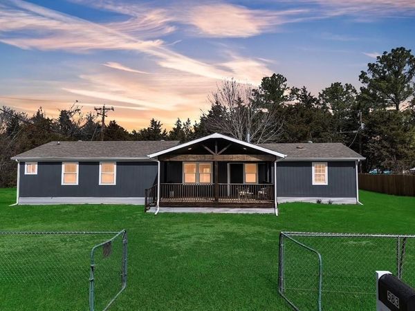 583 Hillcrest Circle , Gordonville, TX 76245
