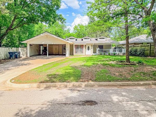 303 N 30th Street , Corsicana, TX 75110