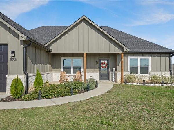 12608 CR 499 , Lindale, TX 75771