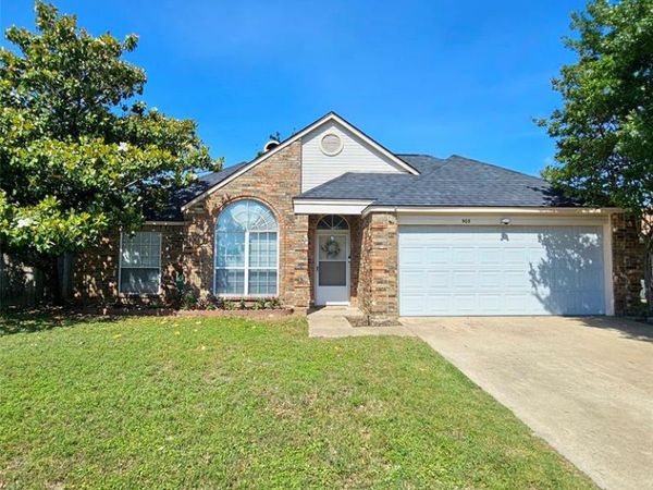 905 Park Place Boulevard, Midlothian, TX 76065