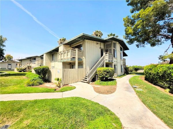 1800 E Old Ranch, Unit 174, Colton, CA 92324