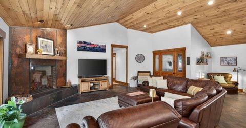 10473 The Strand, Truckee, CA 96161 Photo
