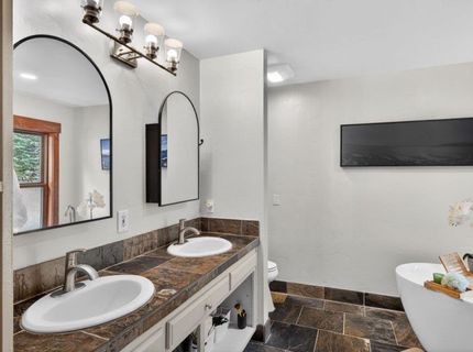 10473 The Strand, Truckee, CA 96161 Photo