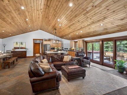 10473 The Strand, Truckee, CA 96161 Photo