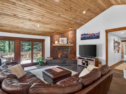10473 The Strand, Truckee, CA 96161 Photo