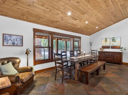 10473 The Strand, Truckee, CA 96161 Photo