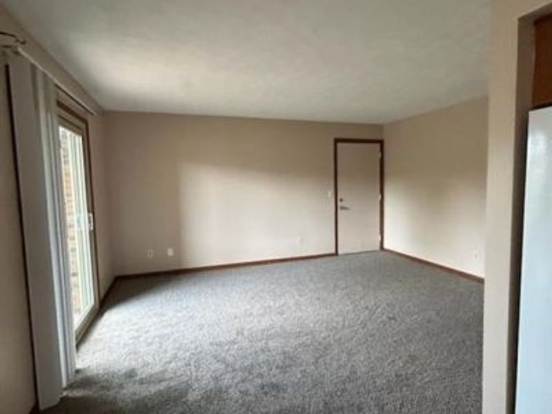 750 Gordon Smith Boulevard, Unit 20, Hamilton, OH 45013 Photo 2