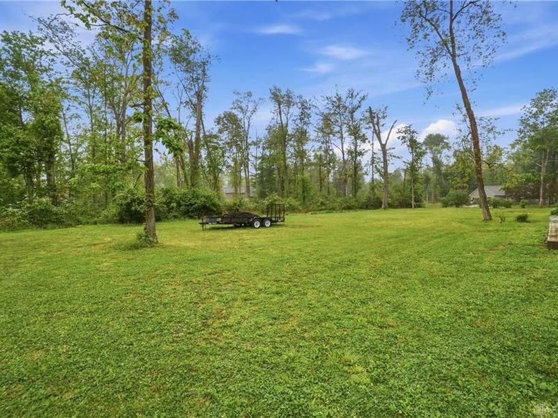 93 Lorelei Drive, Perry Township, OH 45118 Photo 29