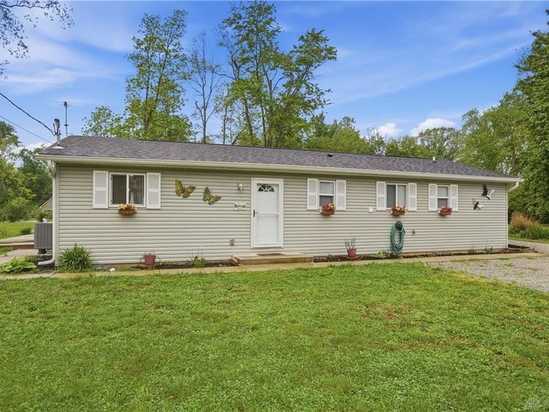 93 Lorelei Drive, Perry Township, OH 45118 Photo 3