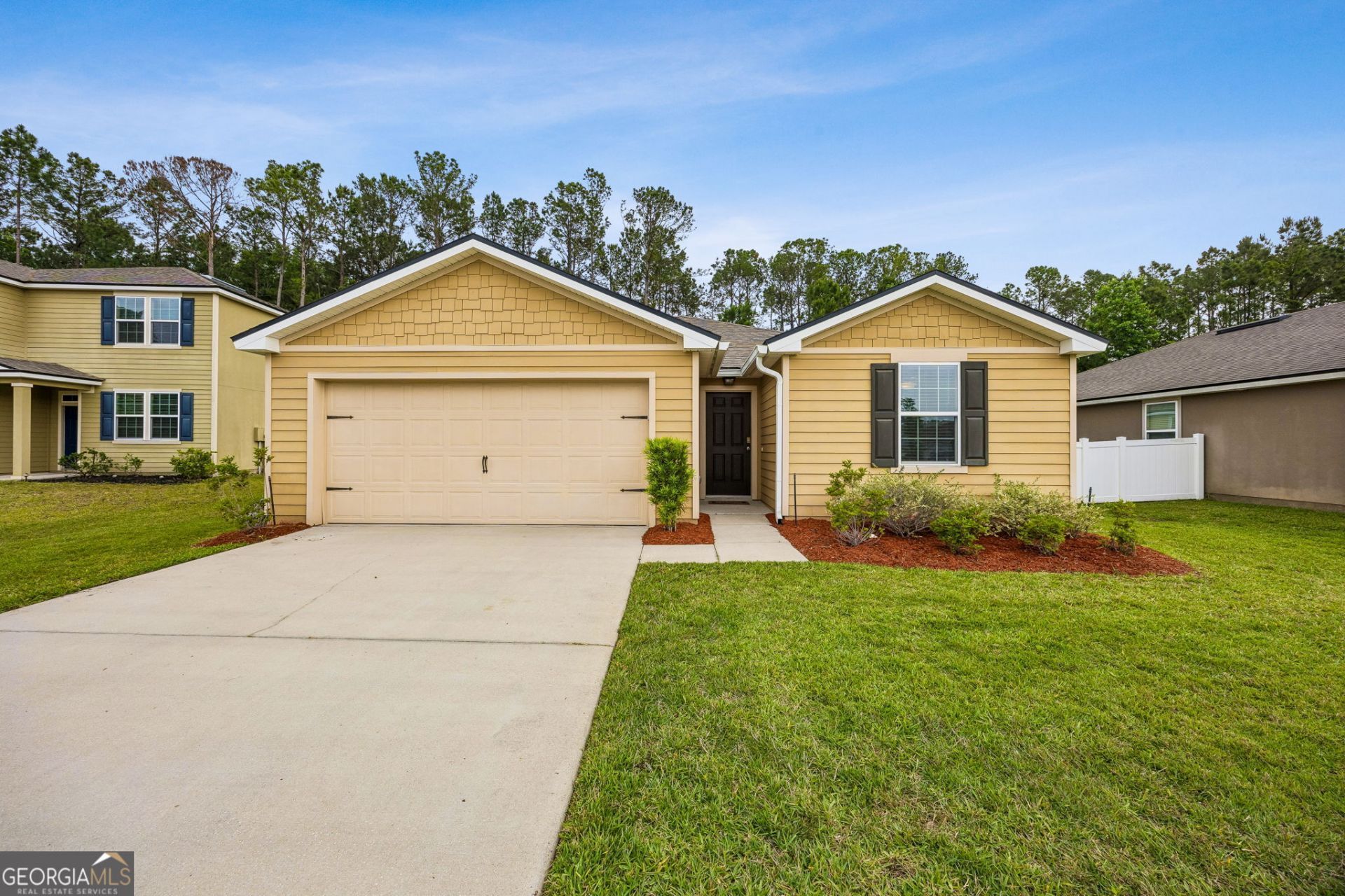 405 Cedar Breeze Drive, Kingsland, GA 31548 Main Photo