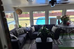 3109 Downes Grove photo 4
