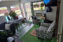 3109 Downes Grove photo 4