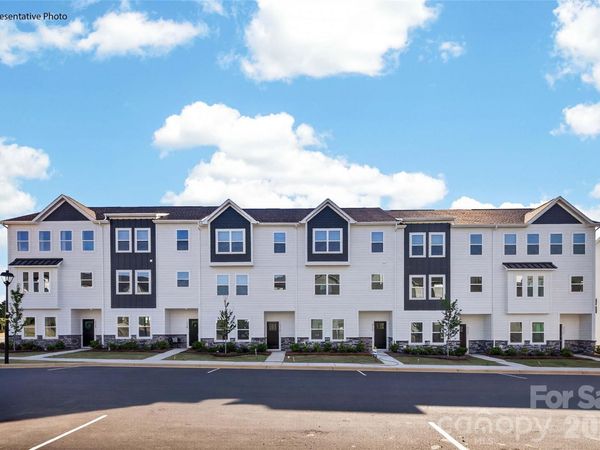 226 E Morehouse Avenue , Unit TWNH D, Mooresville, NC 28117