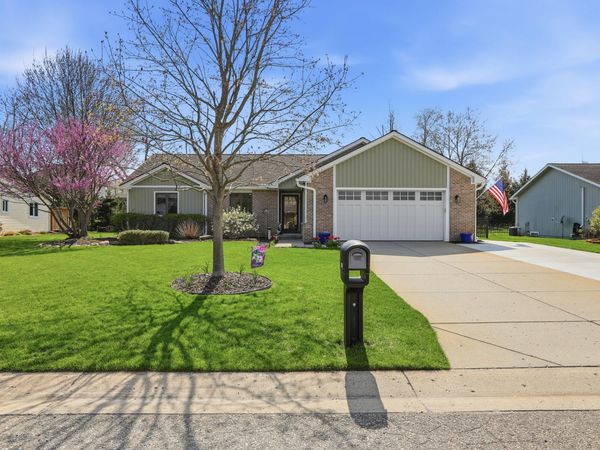 3111 Smugglers Ridge, Commerce Twp, MI 48390