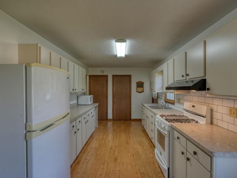 7312 Bowie Road , Cambridge, OH 43725 Photo 12