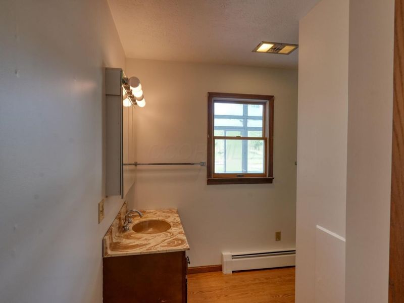 7312 Bowie Road , Cambridge, OH 43725 Photo 17