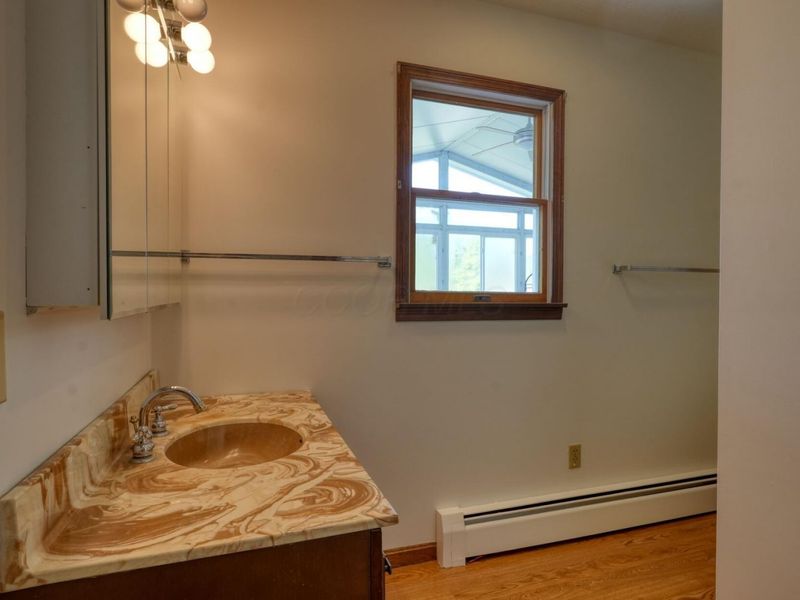 7312 Bowie Road , Cambridge, OH 43725 Photo 18