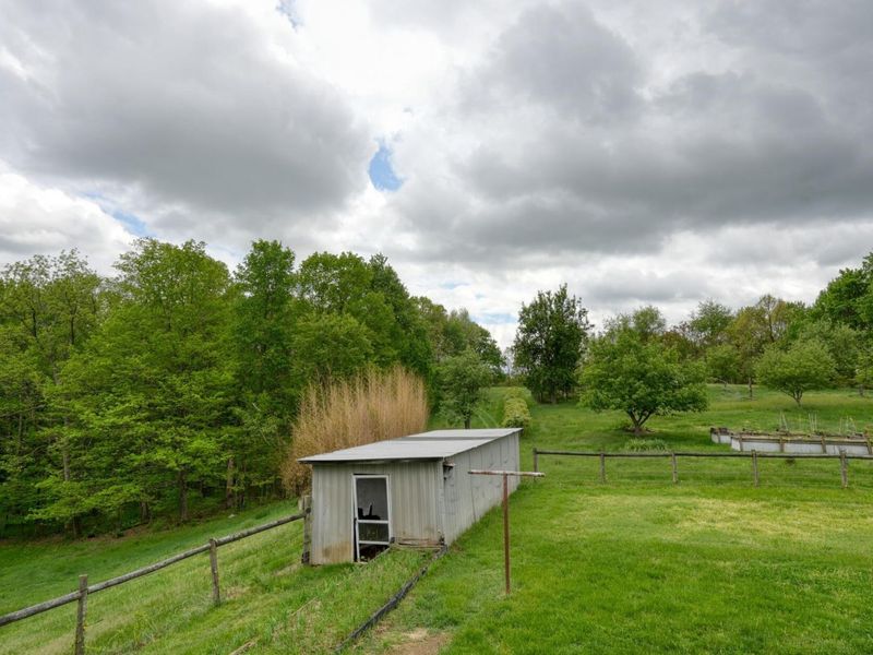 7312 Bowie Road , Cambridge, OH 43725 Photo 38